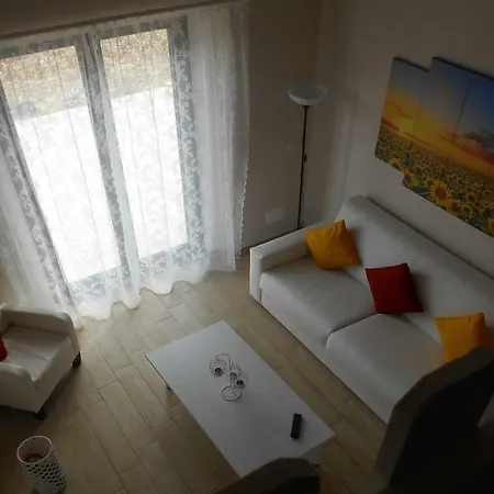 Dom wakacyjny Tre Laghi With Pool,views *