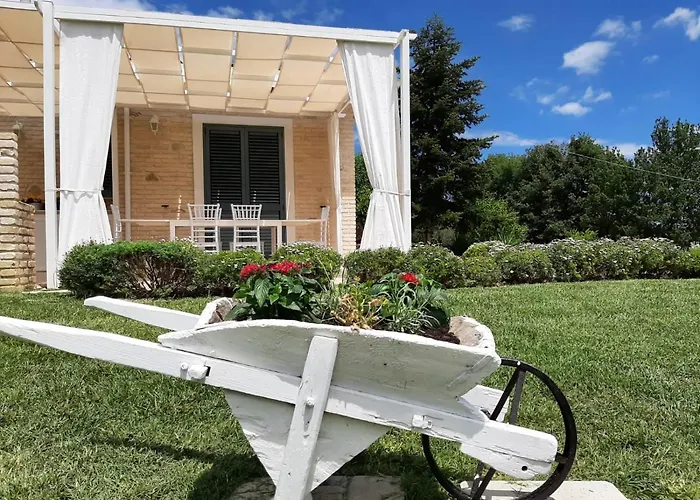 Tre Laghi With Pool,views Vakantiehuis Città Sant'Angelo