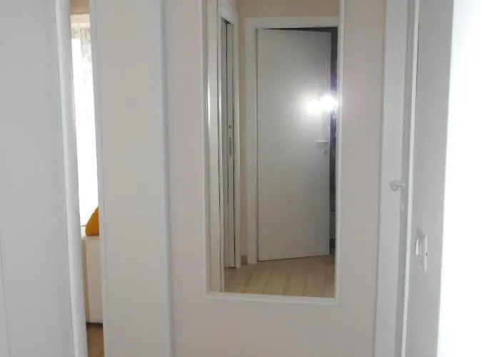 Tre Laghi With Pool,views Vakantiehuis